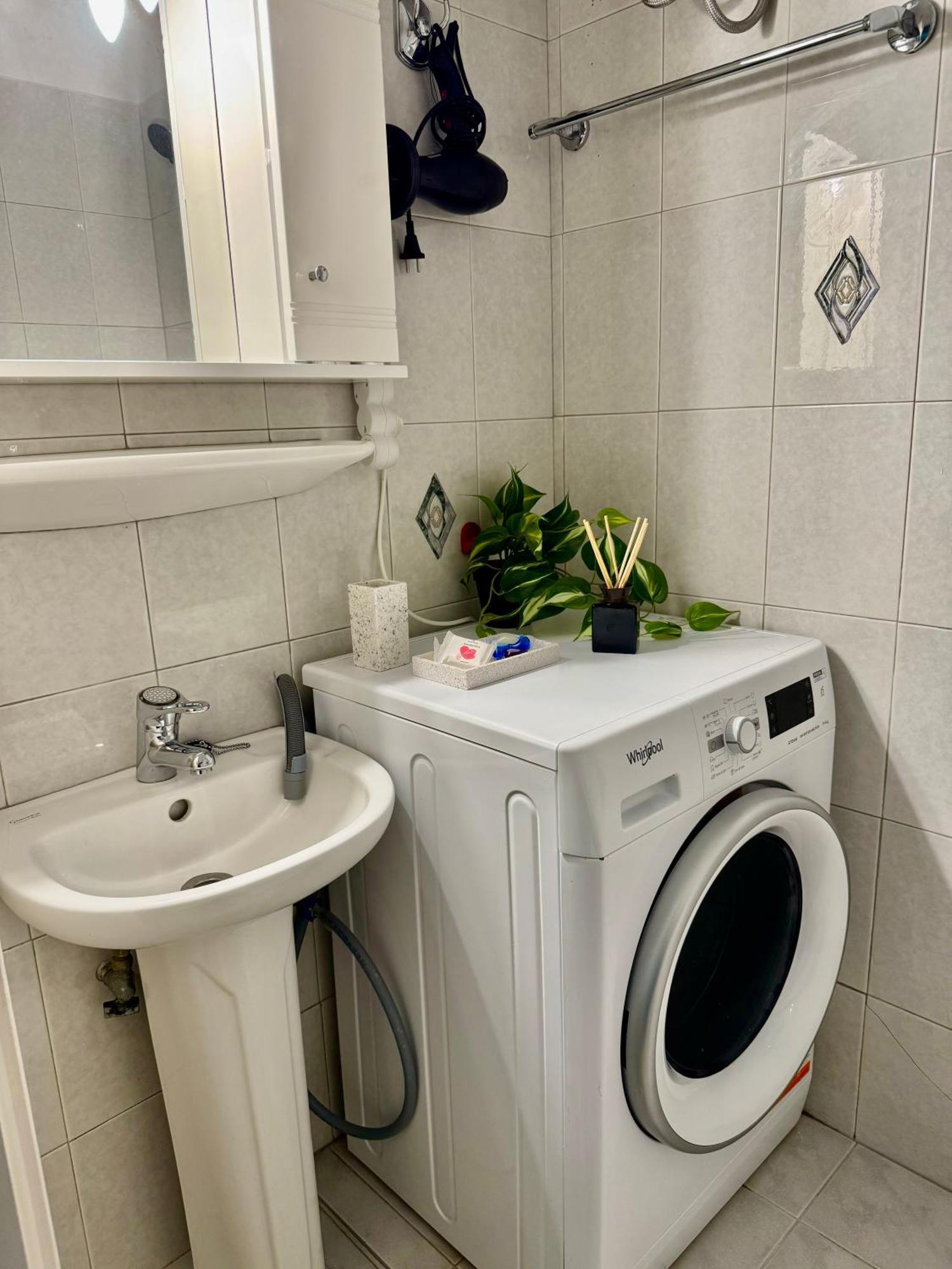 Sun Beach Apartment Anavyssos Buitenkant foto